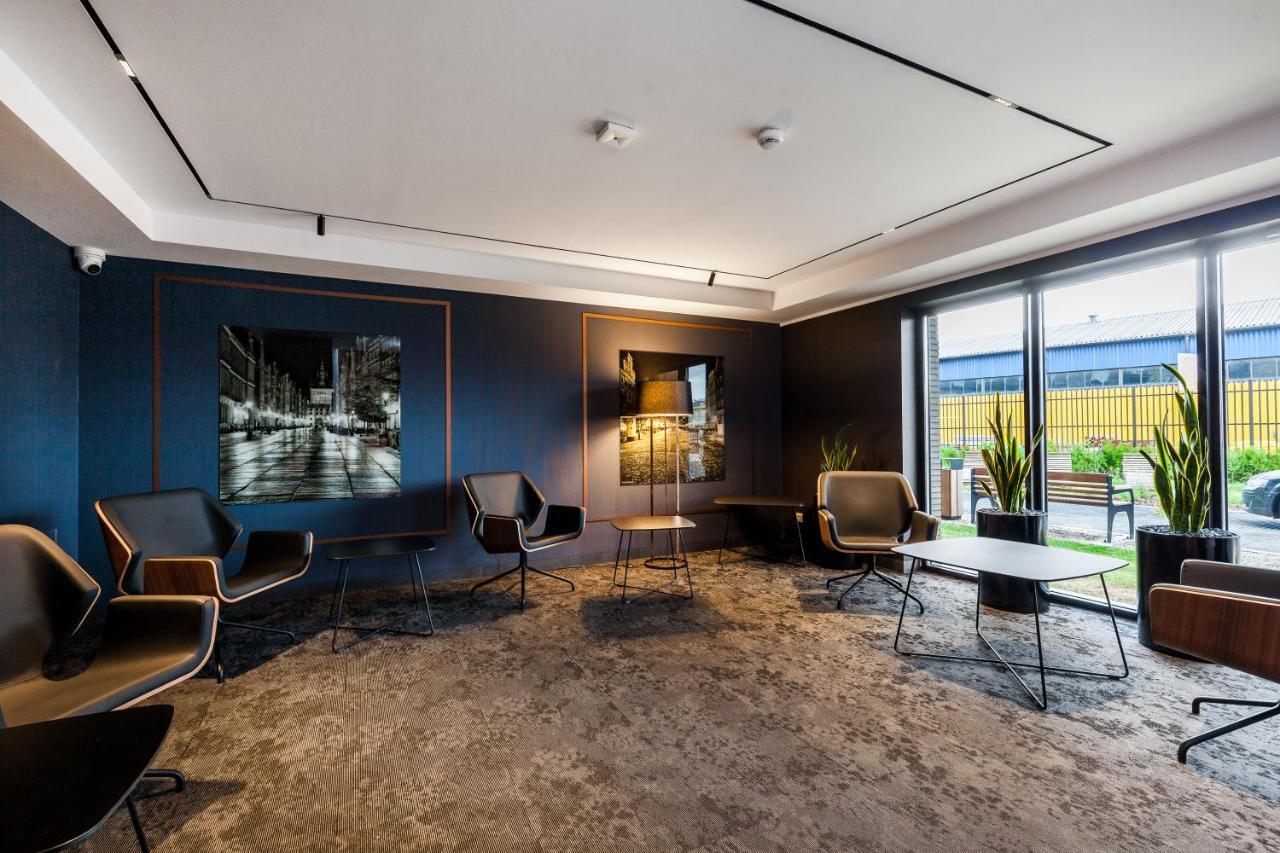 Uroczy Apartament W Centrum Starego Miasta Gdańsk Kültér fotó